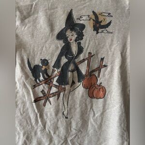 Mischief Made Clothing witch T Shirt

Halloween, witch, black cat , pinup